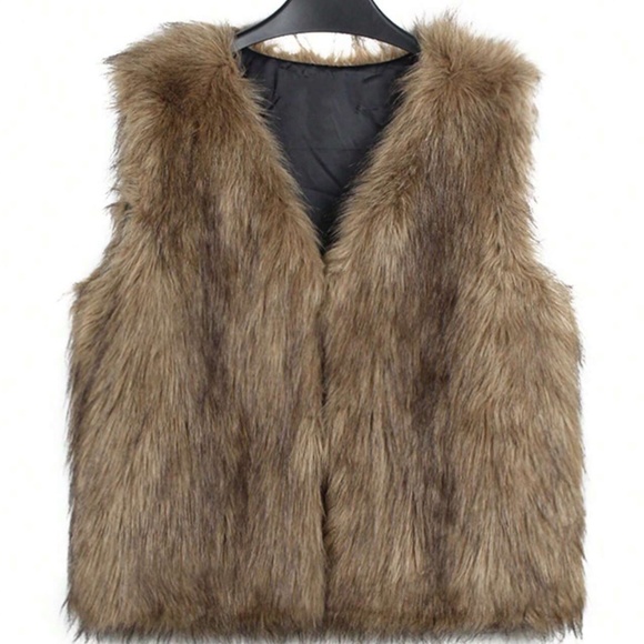 Cozy Vegan Fur Open Front Lined Loose Fit Vest - Picture 8 of 13